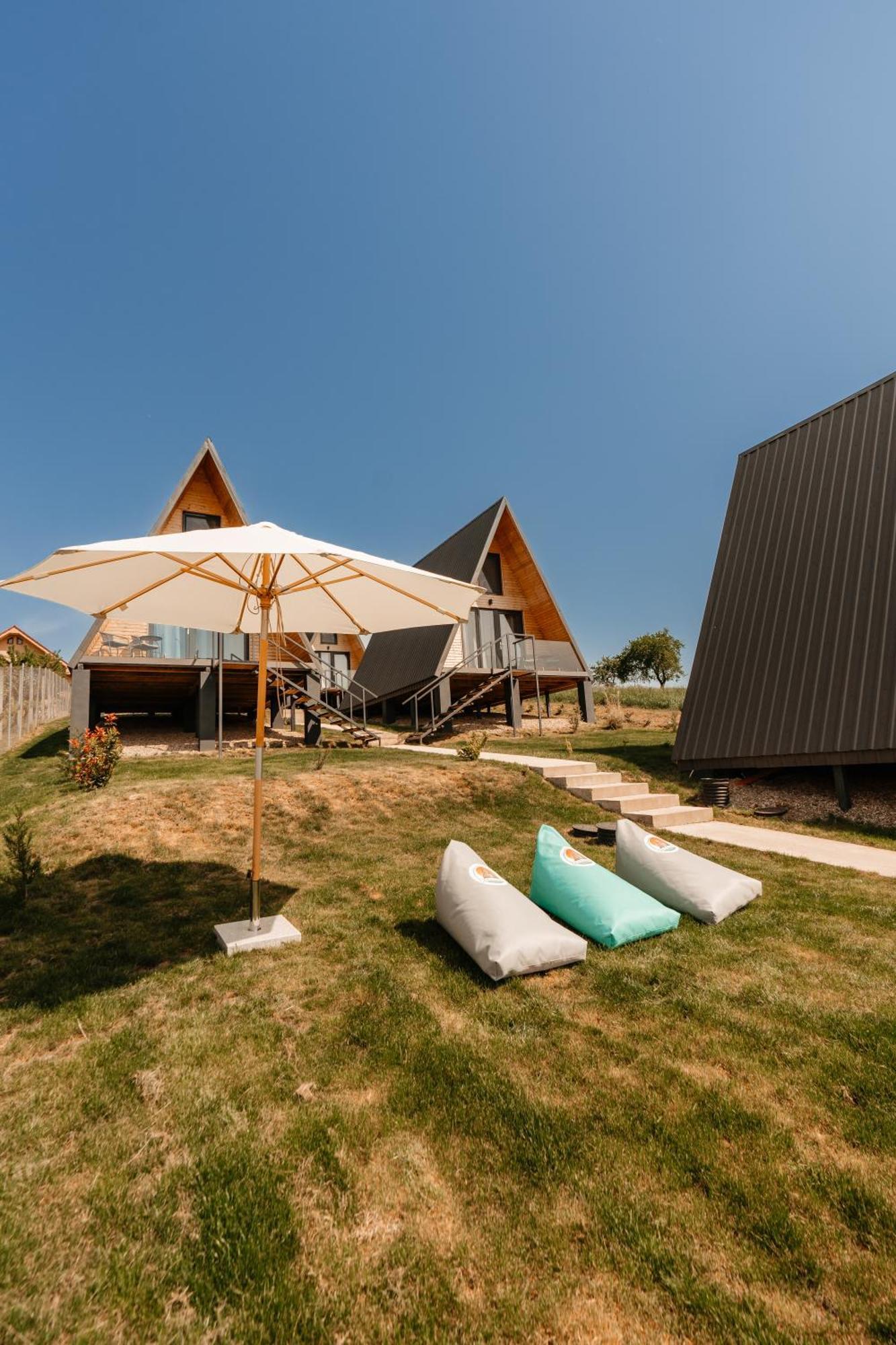 Cavo Village- Cabins Rental Baile 1 Mai Rontau Exterior photo